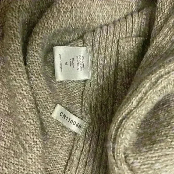New York & Company Sweater - Picture 5 of 5